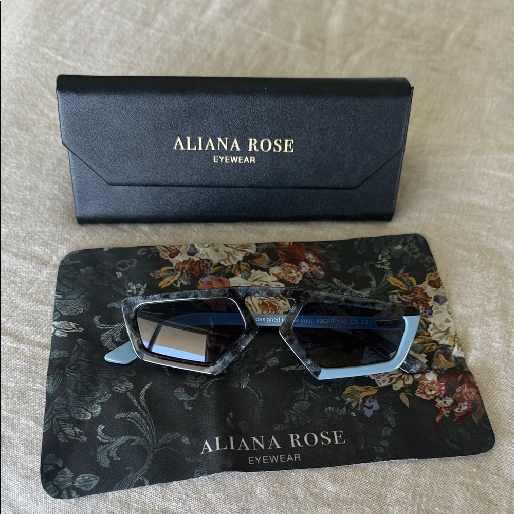 ALIANA ROSE ZANZIBAR BLUE NILE SUNGLASSES